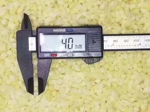 Sinocharm HALAL KOSHER ताज़ा 4*4mm चीनी IQF डाइस्ड अदरक आपूर्तिकर्ता 1kg मसाले के लिए फ्रोजन अदरक 0